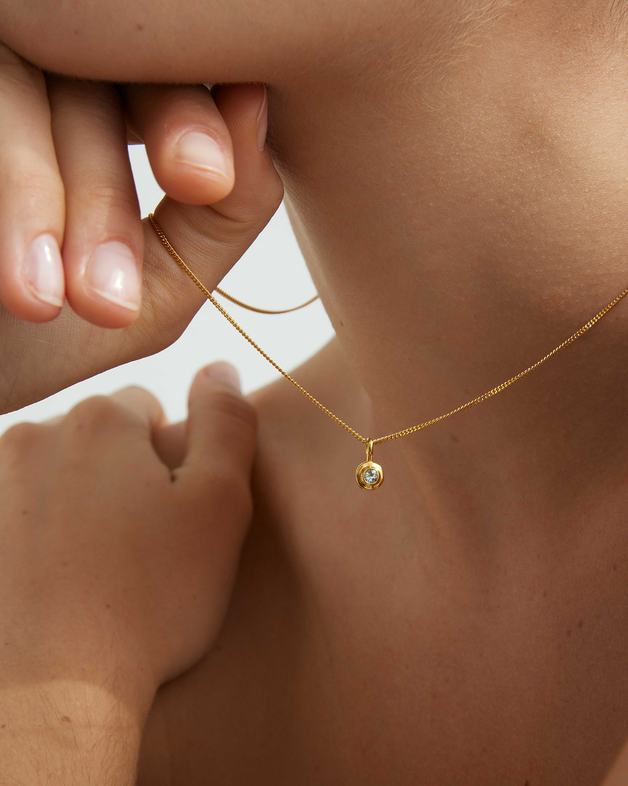 BIRTHSTONE NECKLACE (18K GOLD VERMEIL)
