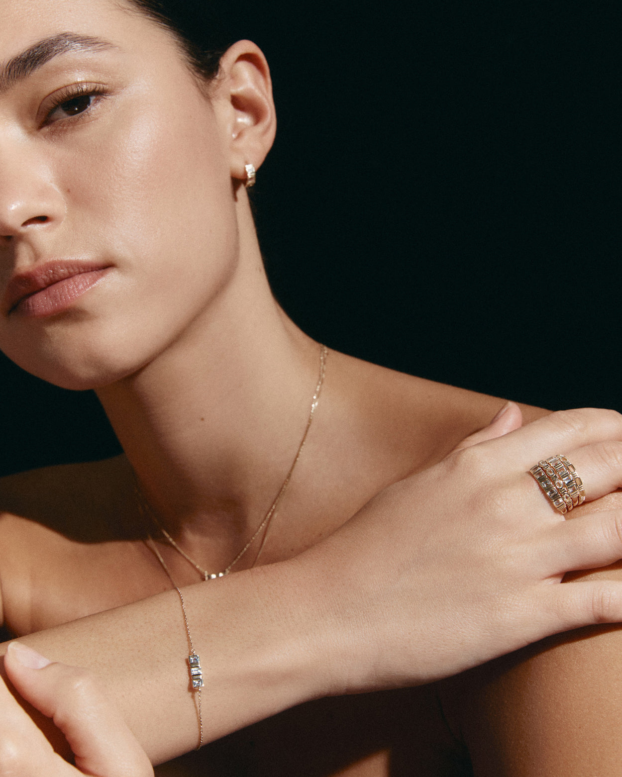 ELYSIUM BAGUETTE SAPPHIRE BRACELET (9K GOLD)