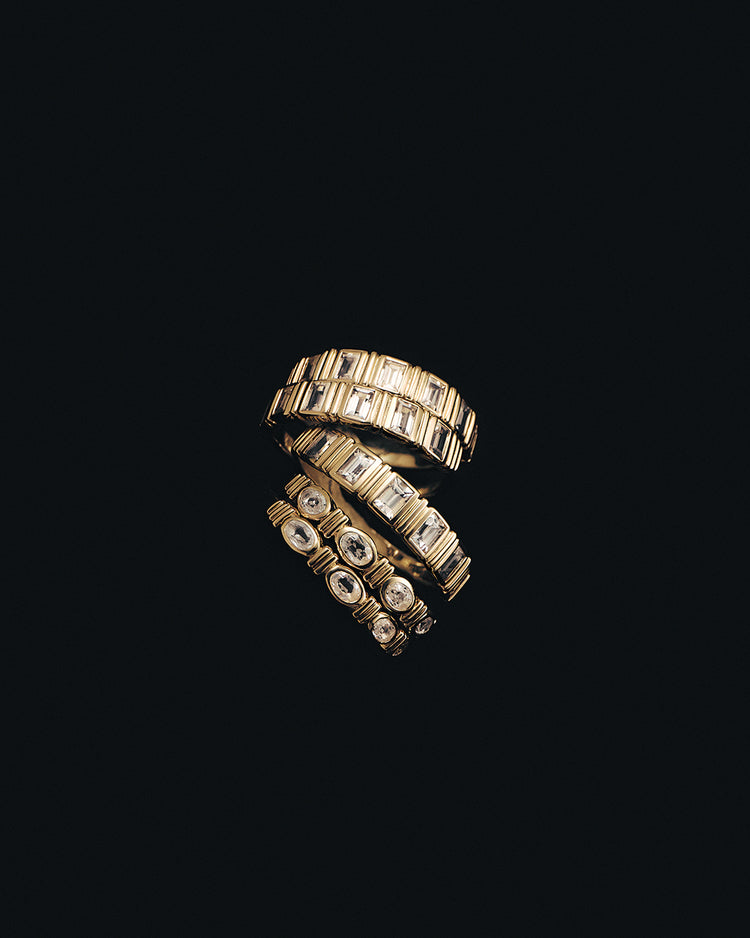 ELYSIUM OVAL SAPPHIRE RING (GOLD)