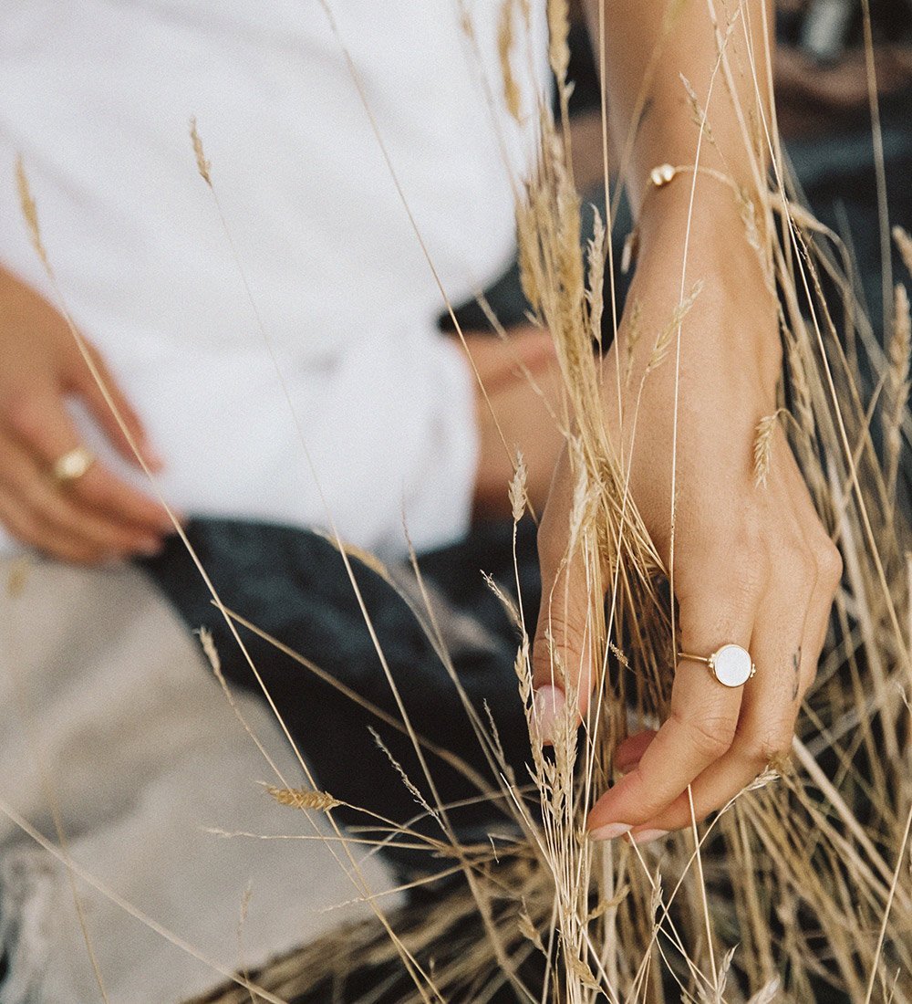 FOSSIL SHELL RING (18K GOLD VERMEIL) - IMAGE 2