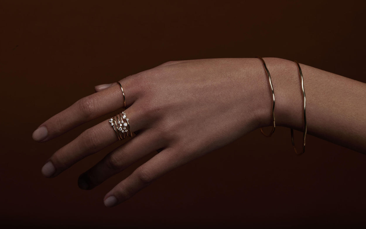 AURELIA BANGLE (9K GOLD)