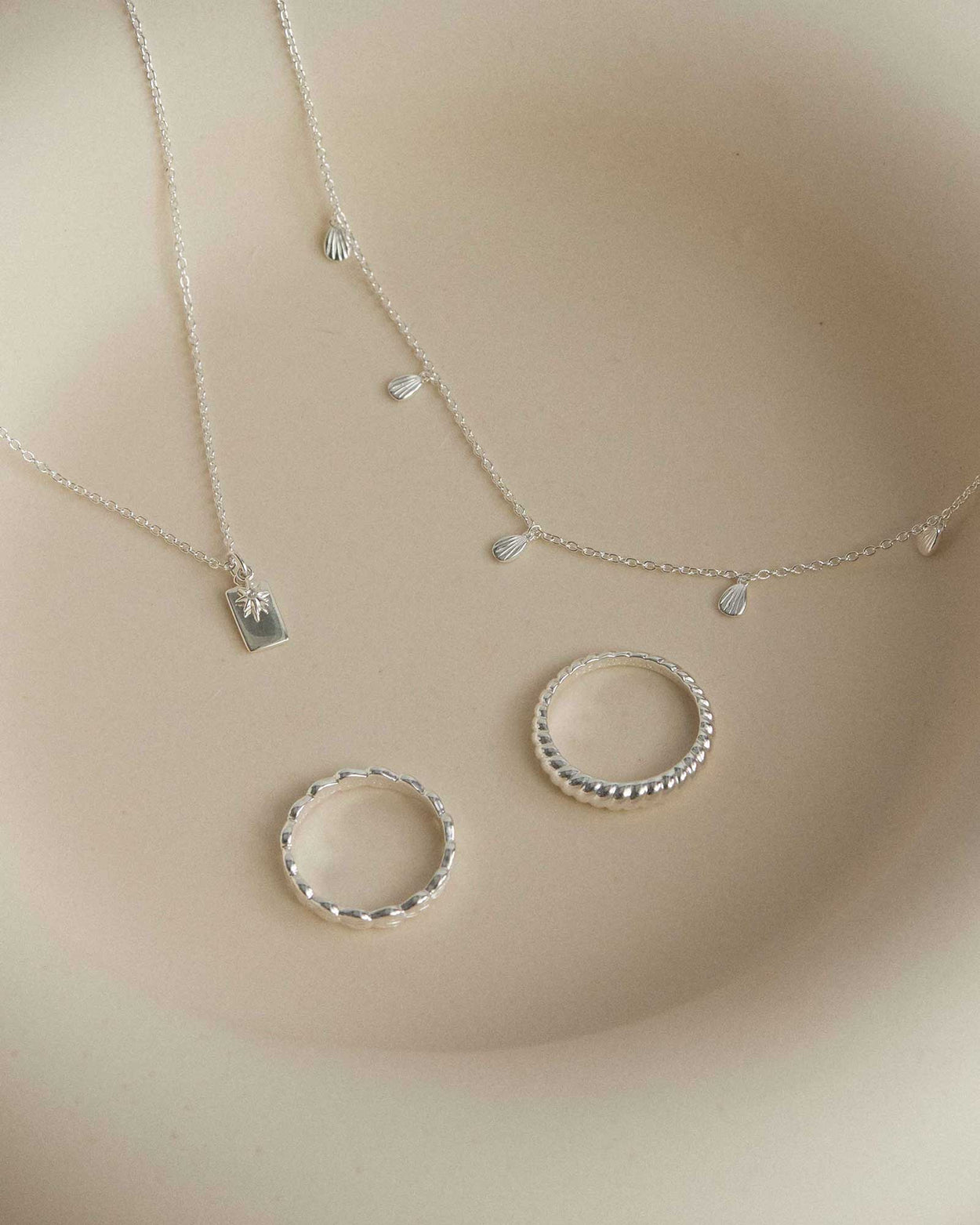 BLOOM NECKLACE (STERLING SILVER)