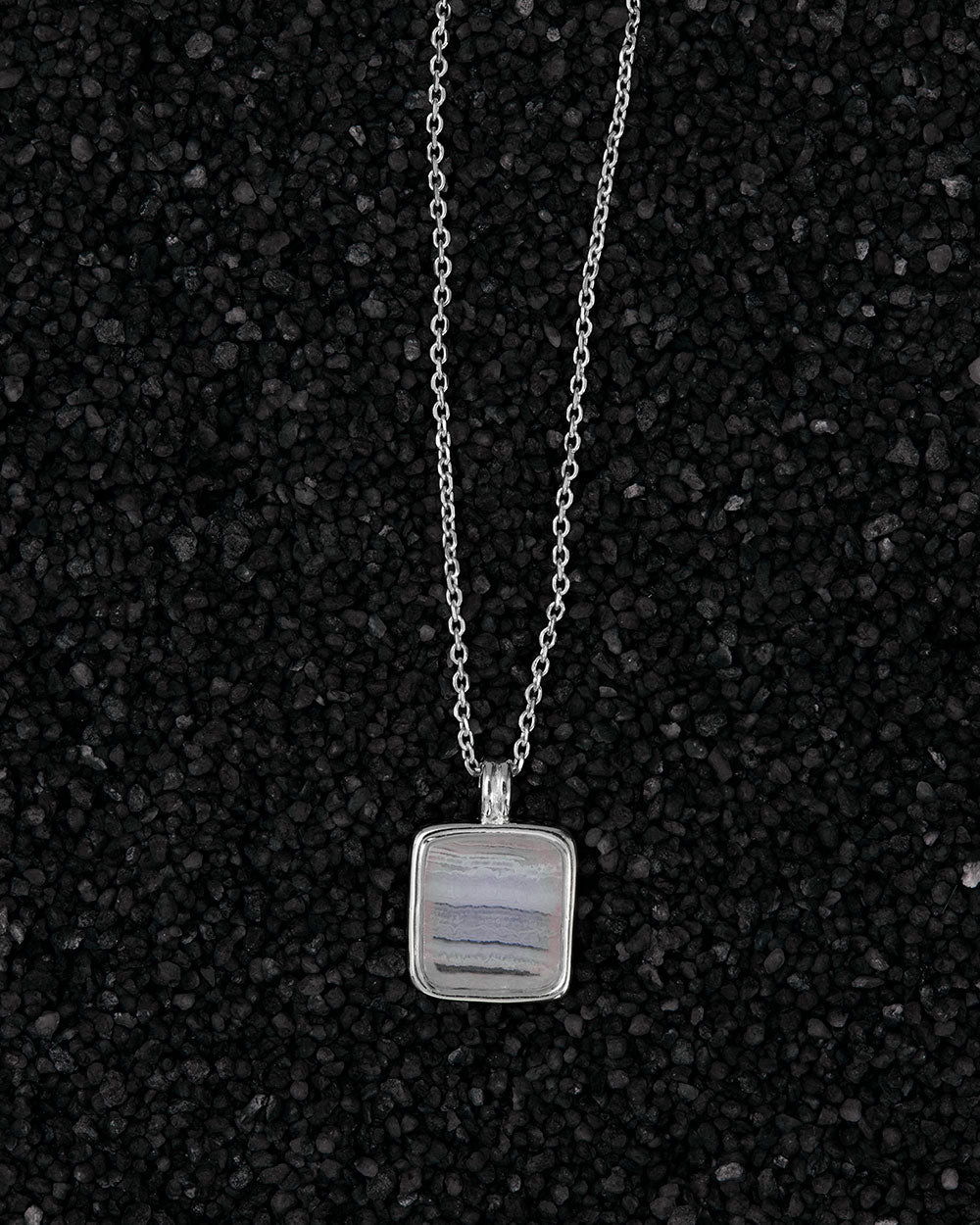 BLUE LACE AGATE PENDANT NECKLACE (STERLING SILVER)