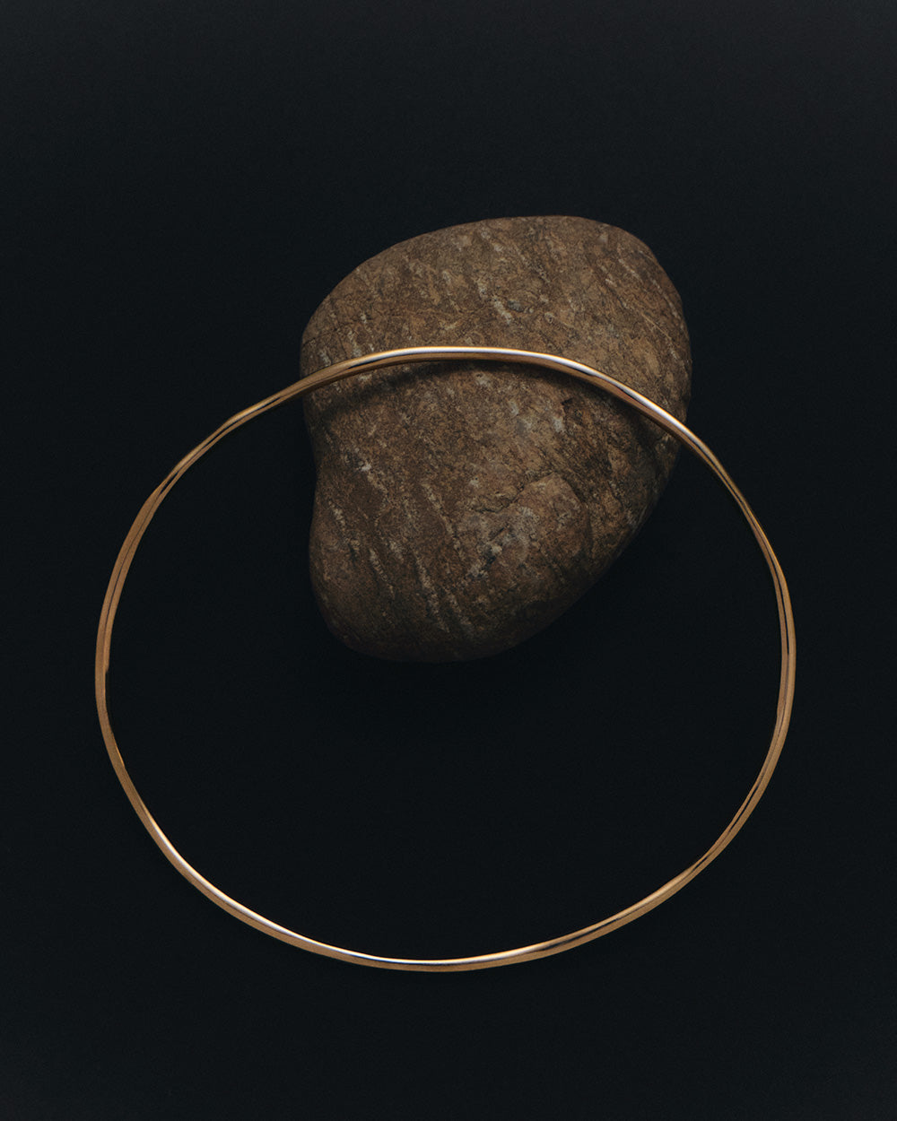 AURELIA BANGLE (9K GOLD)