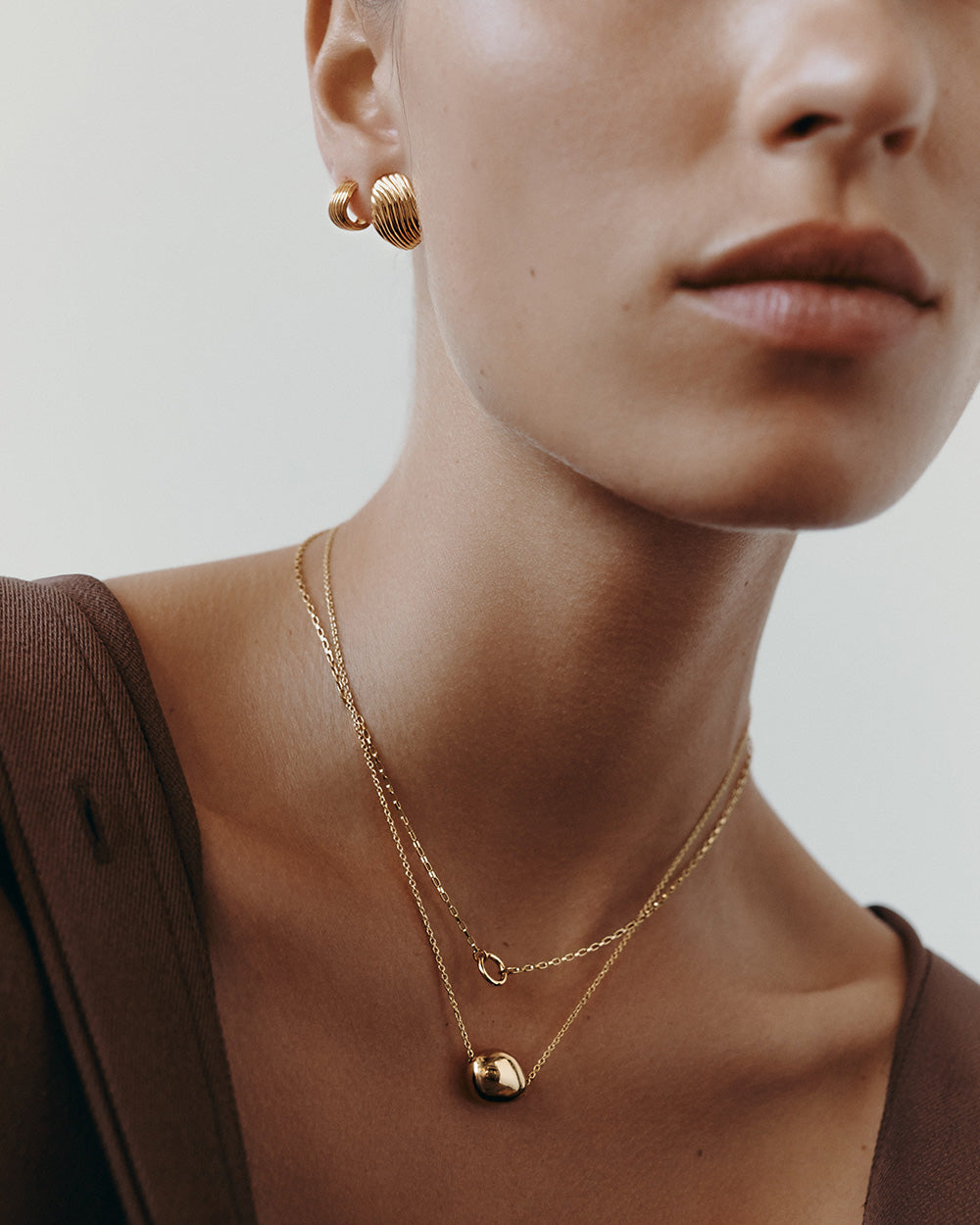 STILLNESS NECKLACE (18K GOLD PLATED)