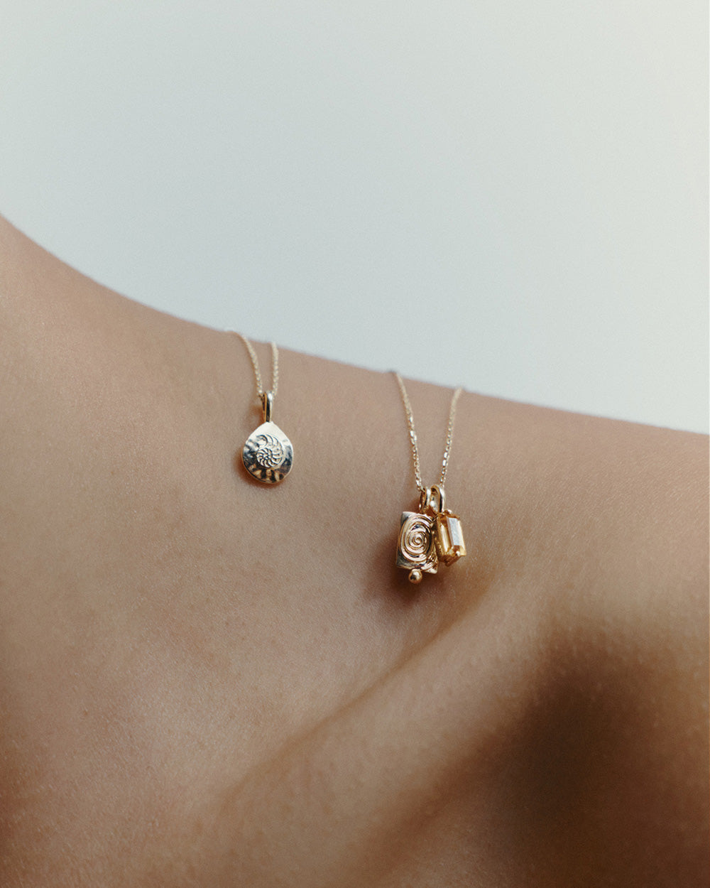 GOLDEN RATIO CHARM (9K GOLD)