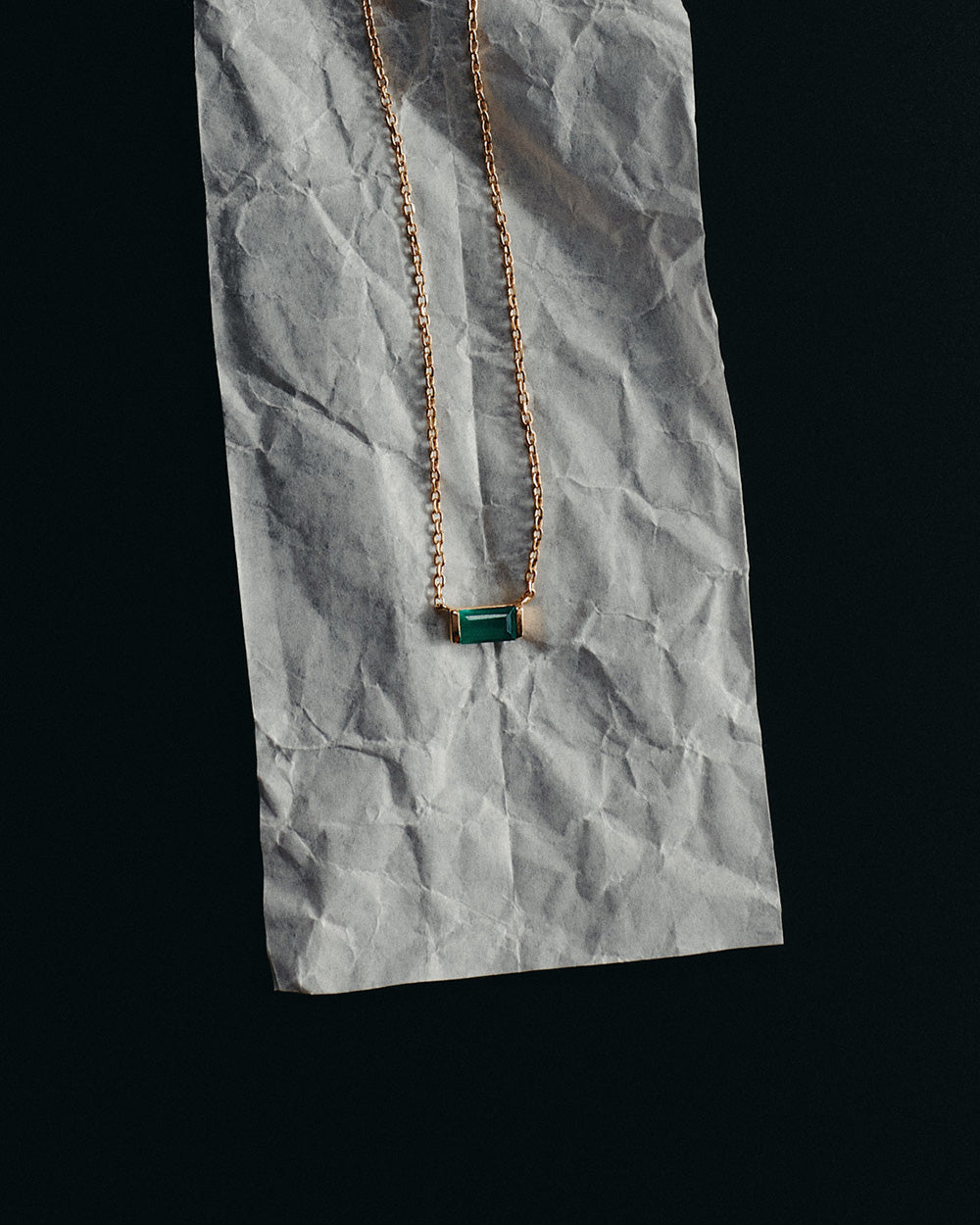 BAGUETTE BIRTHSTONE NECKLACE (18K GOLD VERMEIL)