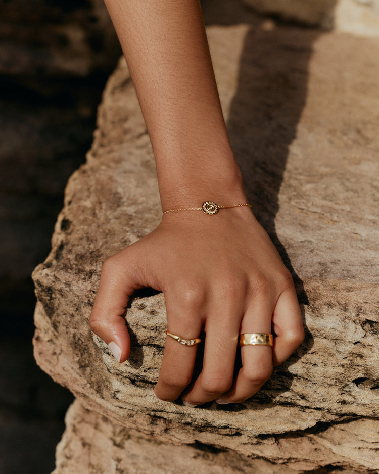 SOLARA BRACELET (18K GOLD VERMEIL) IMAGE 2