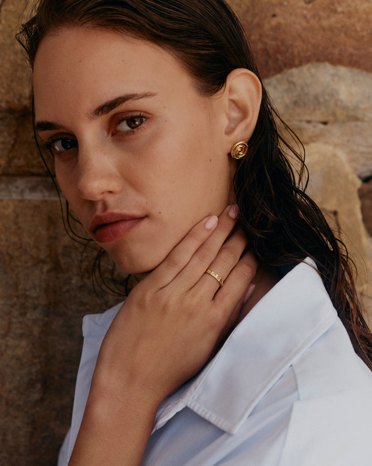 TEMPO OVERSIZED STUDS (18K GOLD PLATED) IMAGE 2