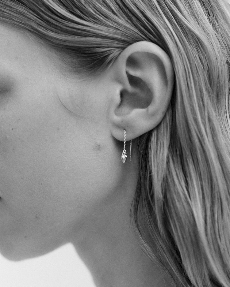 ABODE HEART THREADER (18K GOLD PLATED)