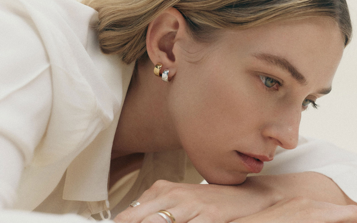 VERA HOOPS (STERLING SILVER)