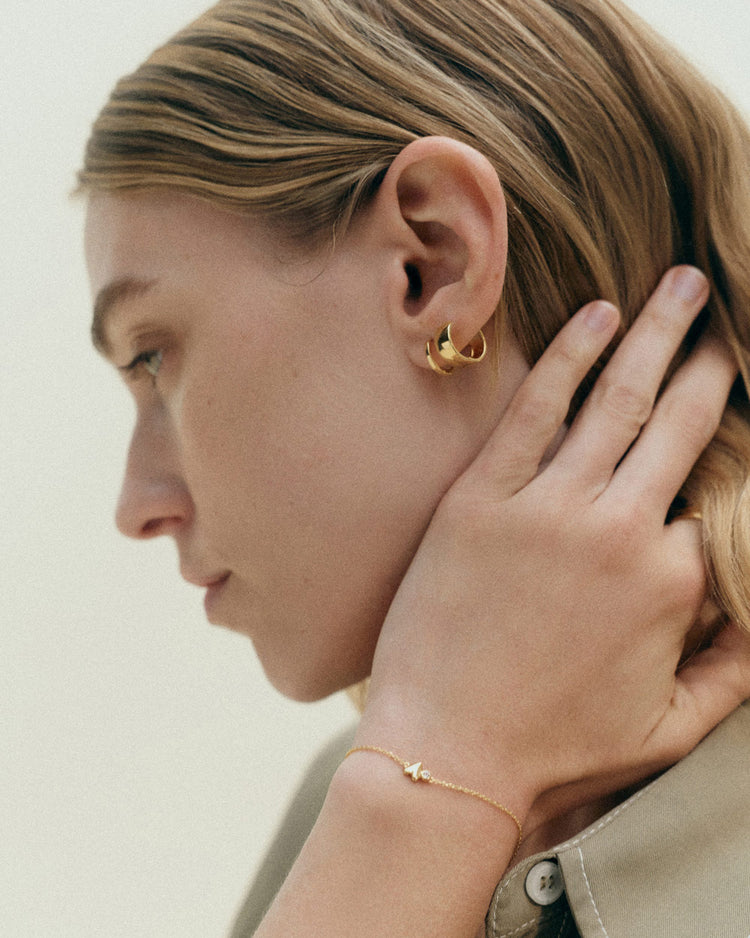 VERA HOOPS (18K GOLD PLATED)