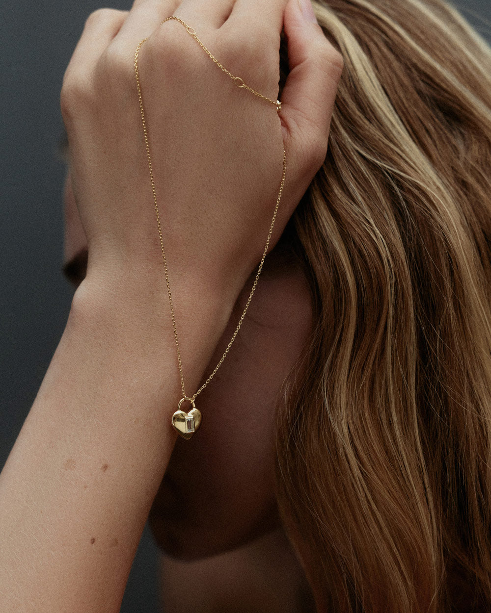 VERA HEART LOCK NECKLACE (18K GOLD PLATED)