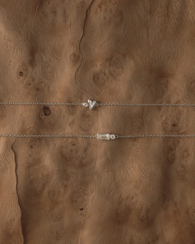 ABODE HEART NECKLACE (STERLING SILVER)