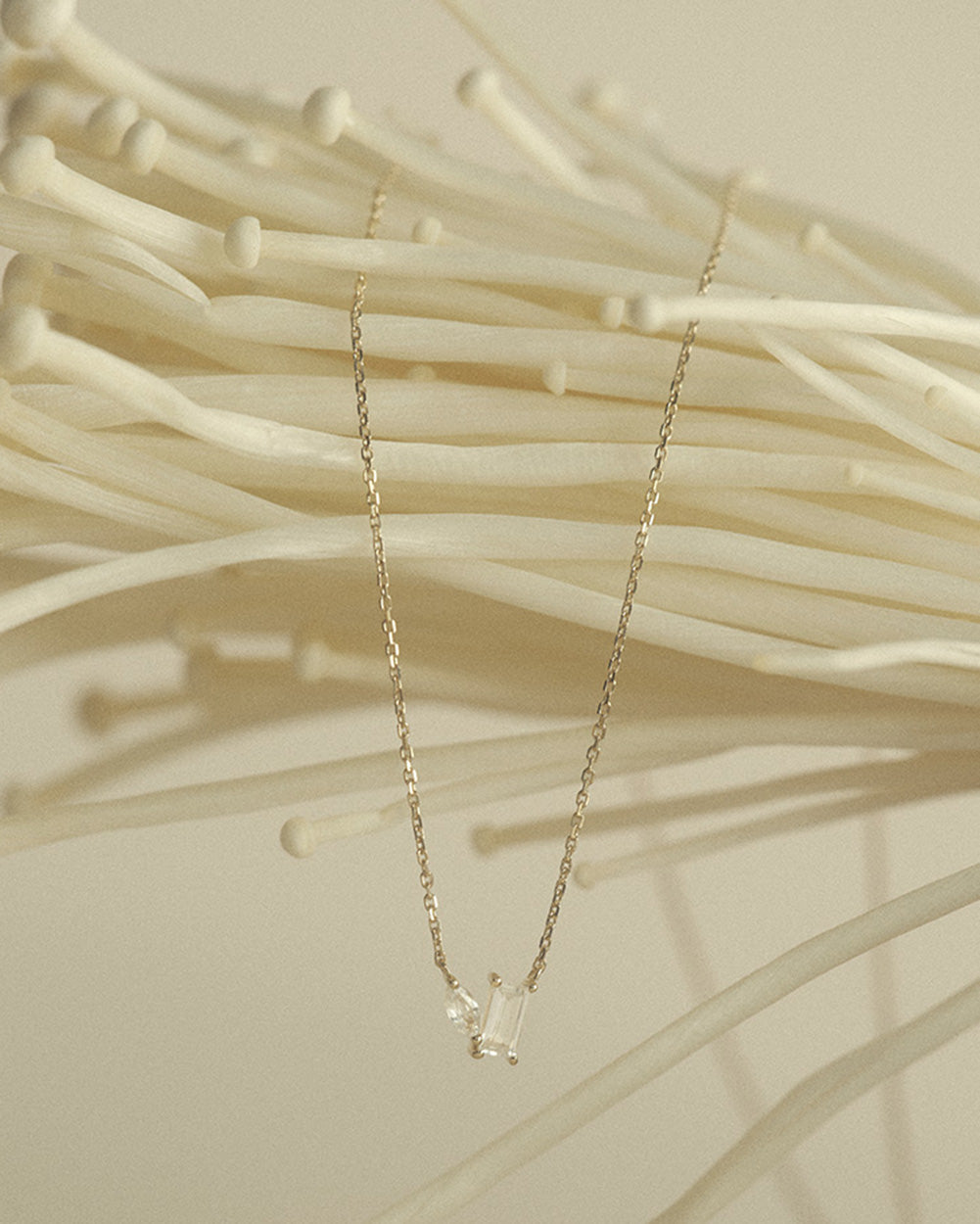 ALBA NECKLACE (9K GOLD)