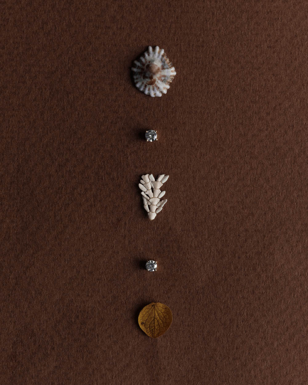 EVERLAST DIAMOND STUDS (9K GOLD)