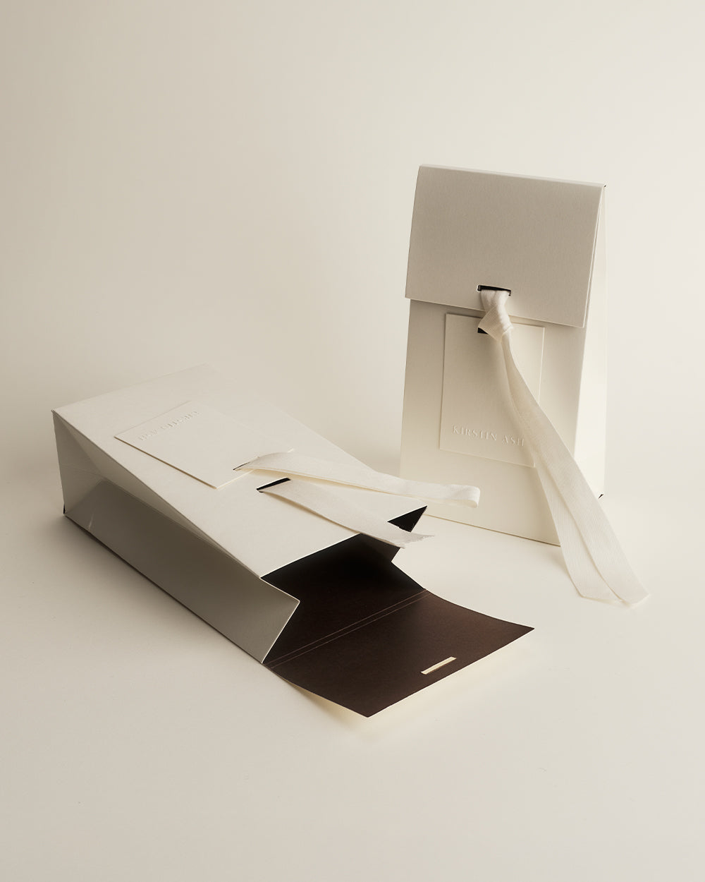 SIGNATURE HOLIDAY WRAP