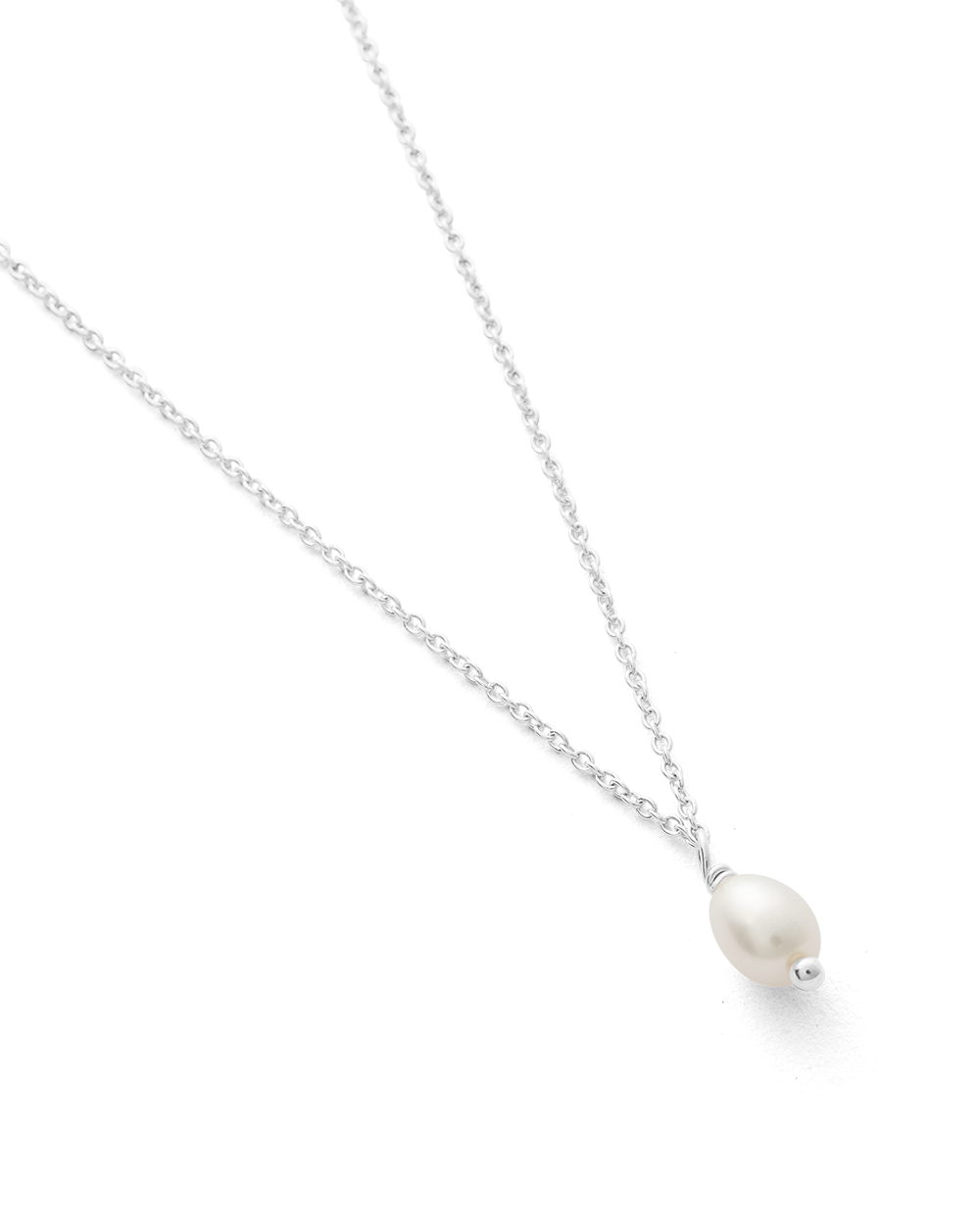 CLASSIC PEARL NECKLACE (STERLING SILVER)
