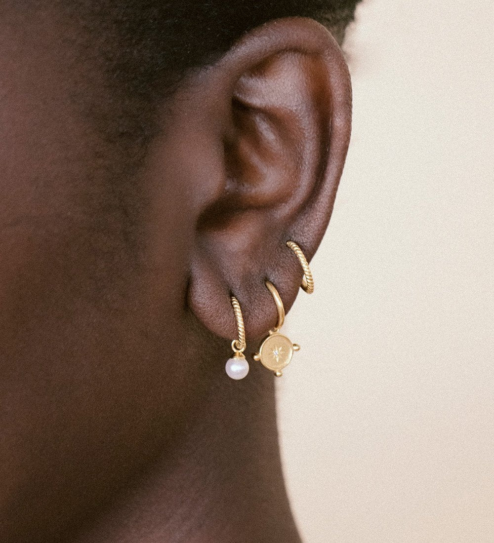 TINY PEARL HOOPS (18K GOLD PLATED) - IMAGE 2