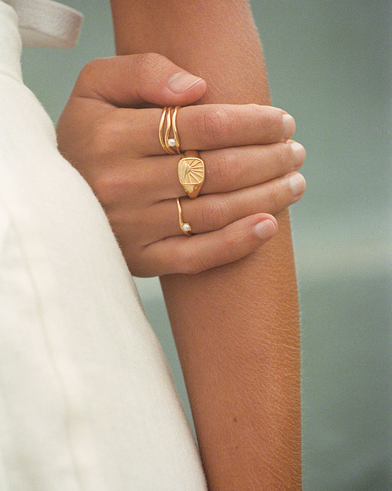 VACATION STACKING RING (18K GOLD VERMEIL)