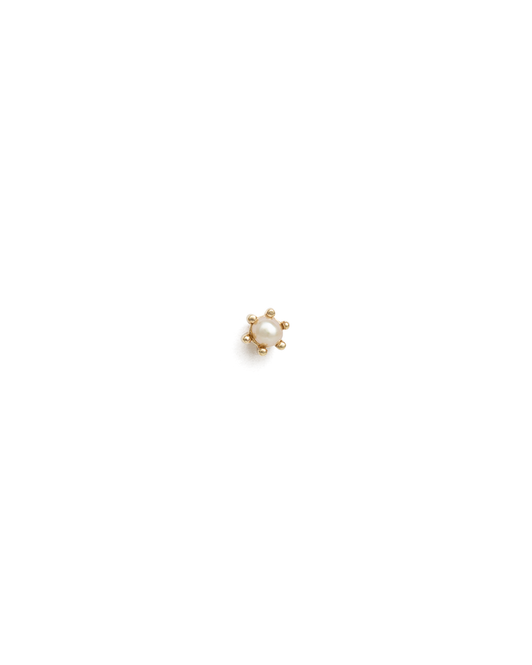 PETITE PEARL STUDS (9K GOLD) - IMAGE 5